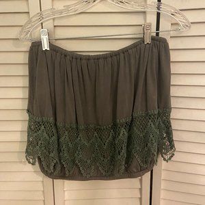 strapless top